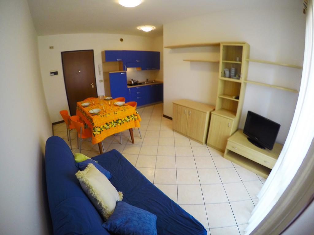 Residence Pineta - Agenzia Cocal Caorle Oda fotoğraf