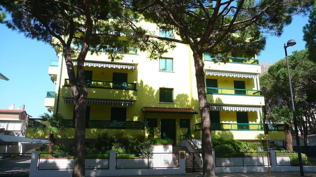 Residence Pineta - Agenzia Cocal Caorle Dış mekan fotoğraf